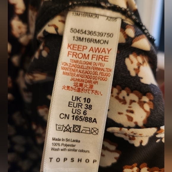 Topshop retro design button down, black size 6 blouse - Picture 5 of 5